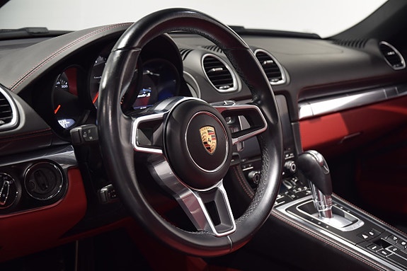 Porsche 718 Boxster S 7 of 13