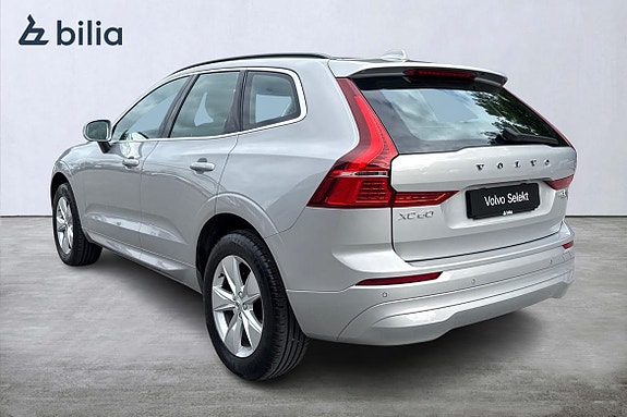 Volvo XC60 2 of 22