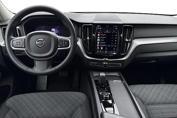 Volvo XC60 10 of 22