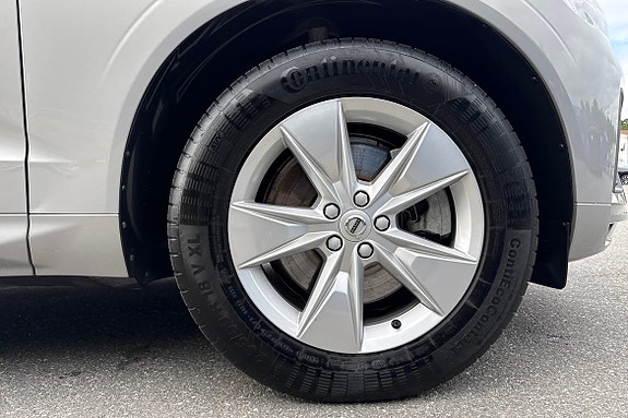 Volvo XC60 17 of 22