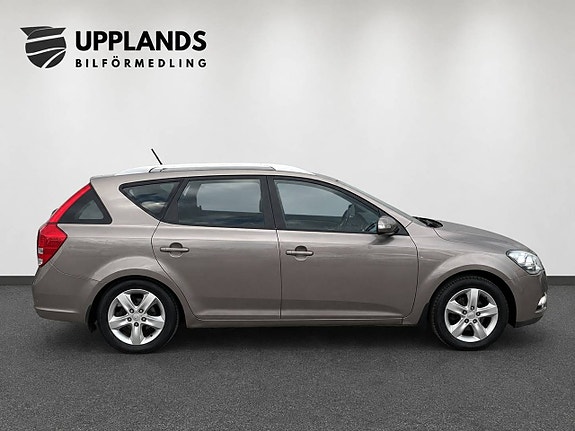 Kia Ceed 4 of 9