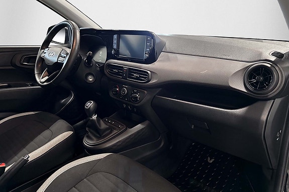 Hyundai i10 9 of 24