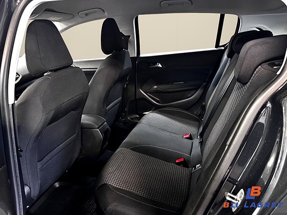 Peugeot 308 9 of 11