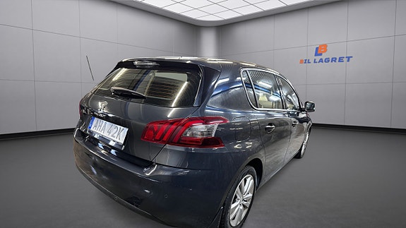 Peugeot 308 5 of 5