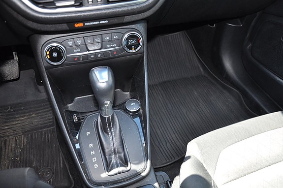 Ford Fiesta 11 of 12