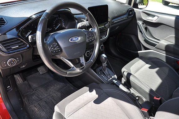 Ford Fiesta 9 of 12