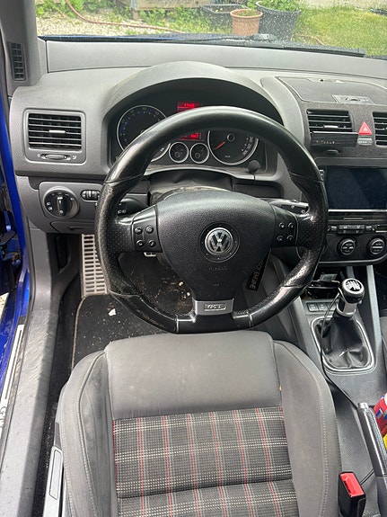 Volkswagen Golf V 7 of 8