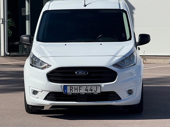 Ford Transit Connect 3 of 5