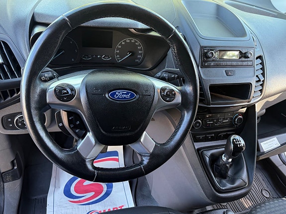 Ford Transit Connect 10 of 17