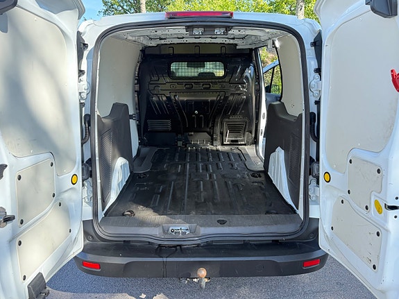 Ford Transit Connect 15 of 17