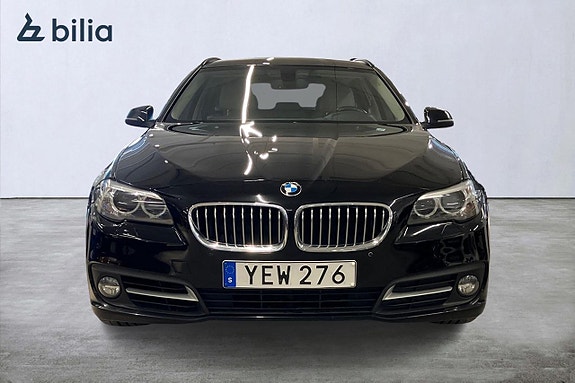 BMW 520d 3 of 5