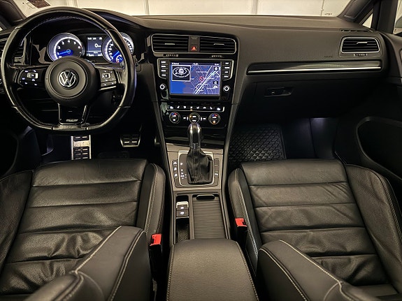 Volkswagen Golf I 19 of 21