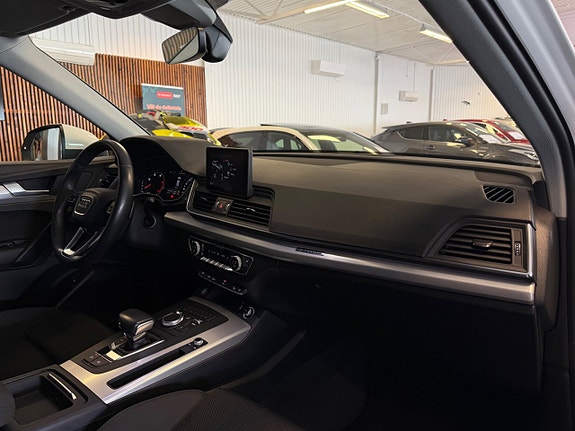 Audi Q5 12 of 30
