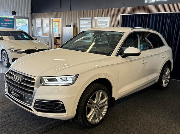 Audi Q5 3 of 5