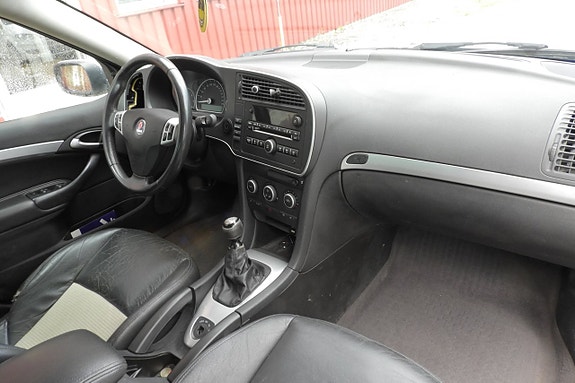 Saab 9-3 9 of 15