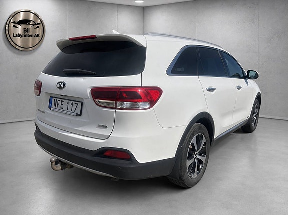 Kia Sorento 4 of 5