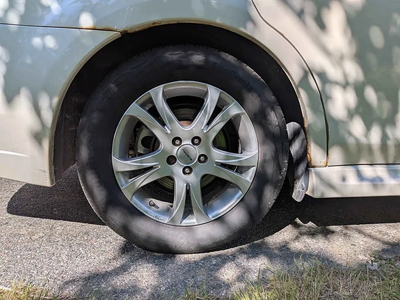 Subaru Legacy 5 of 5