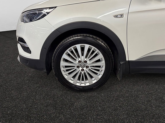 Opel Grandland X 4 of 5