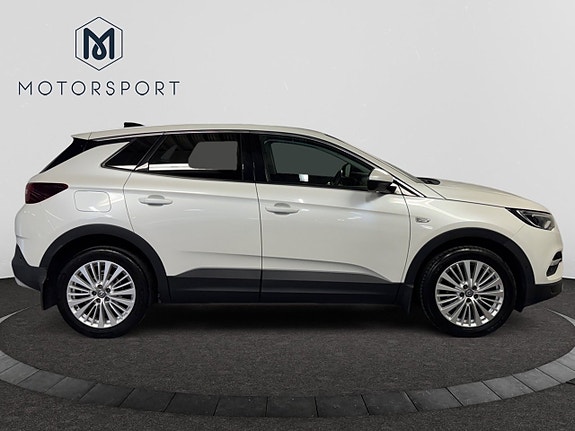 Opel Grandland X 8 of 22
