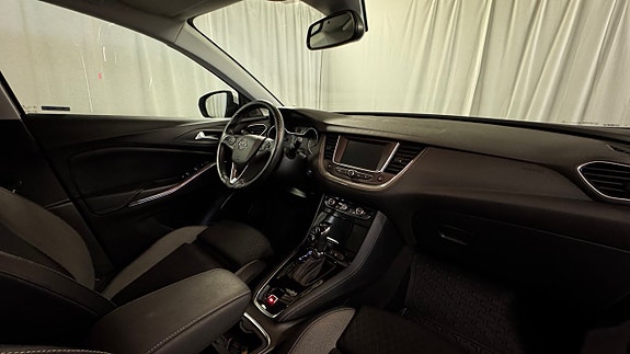 Opel Grandland X 19 of 22