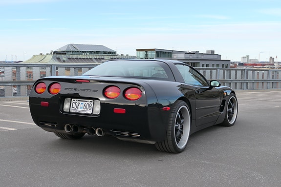 Chevrolet Corvette 6 of 15