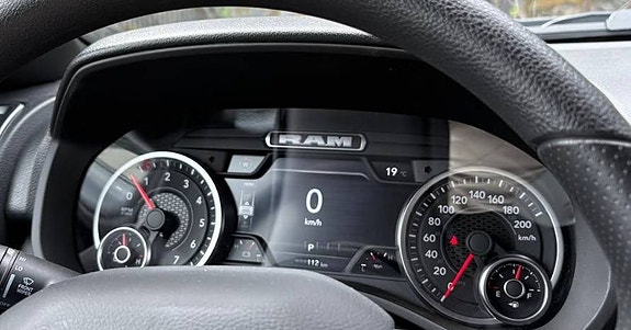 Dodge RAM 1500 18 of 18