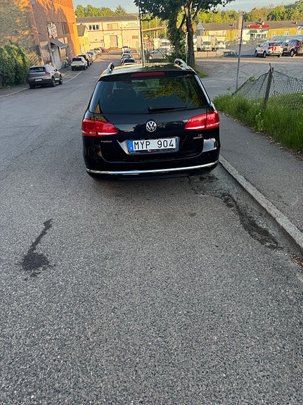 Volkswagen Passat 4 of 5