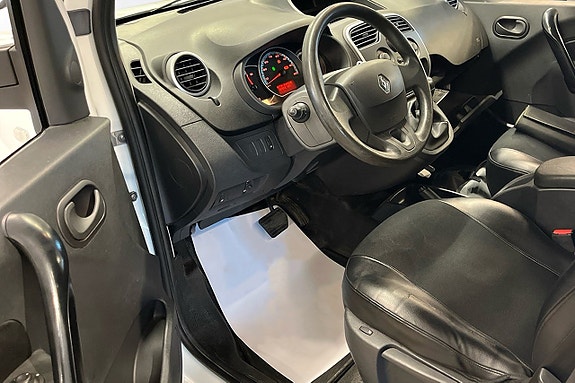 Renault Kangoo Maxi 8 of 9