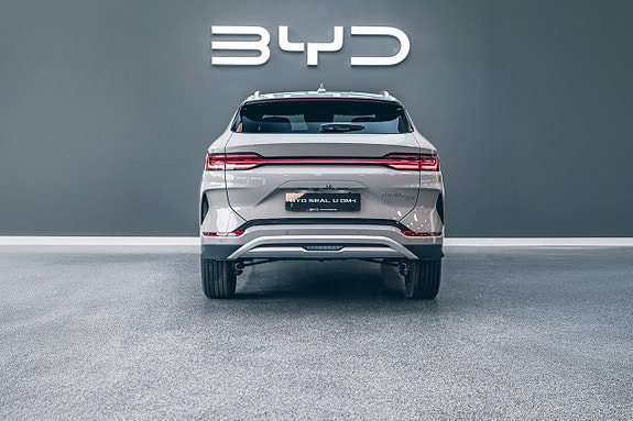 BYD Seal U 4 of 5