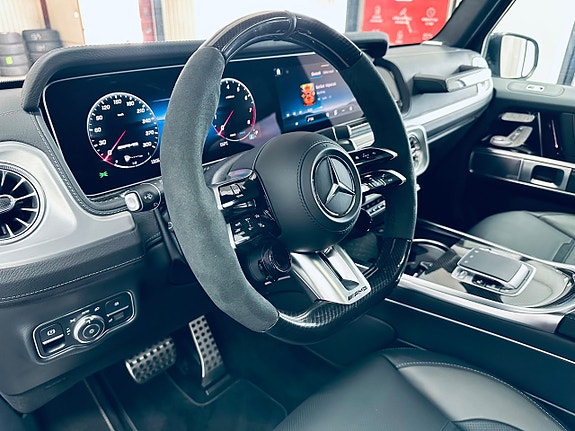 Mercedes-Benz G63 16 of 30