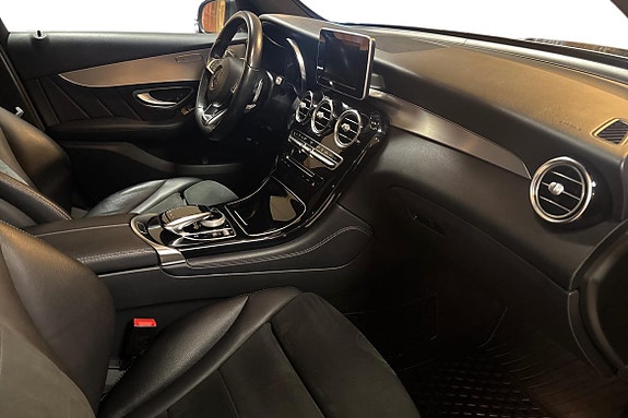 Mercedes-Benz GLC250 d 10 of 15