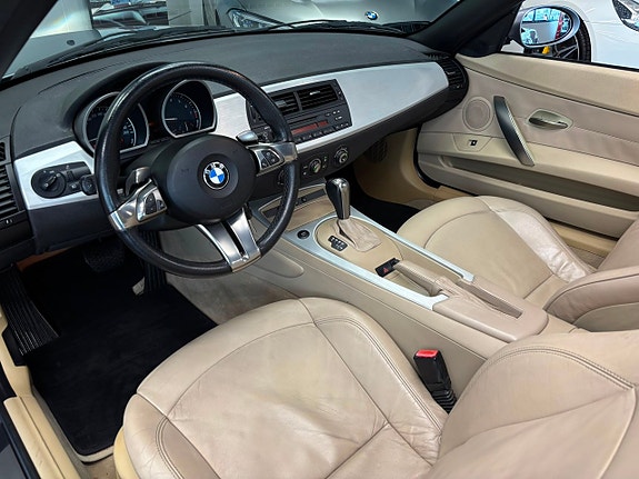 BMW Z4 11 of 26