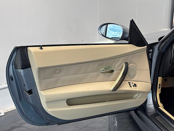 BMW Z4 12 of 26