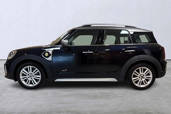 MINI Countryman C 2 of 5