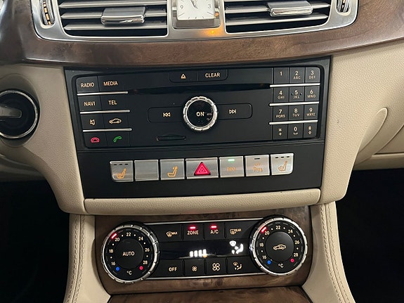 Mercedes-Benz CLS220 d 21 of 25