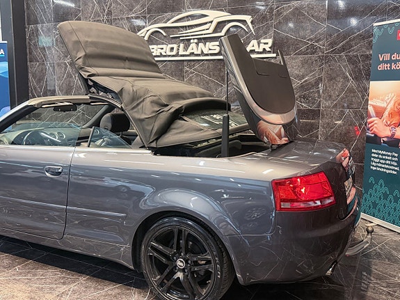 Audi A4 14 of 25