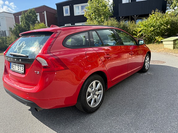 Volvo V60 5 of 20