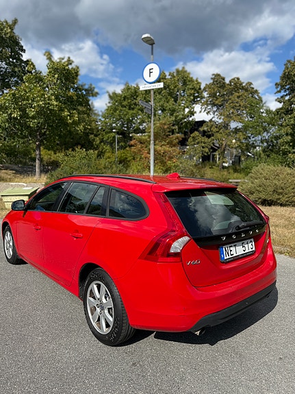 Volvo V60 7 of 20