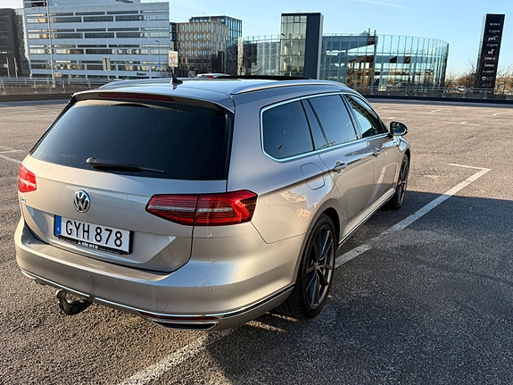 Volkswagen Passat 3 of 5