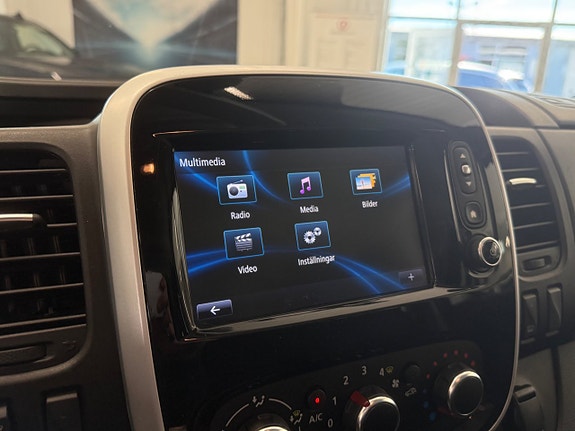 Renault Trafic 16 of 17