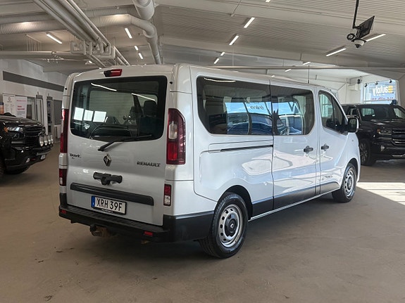 Renault Trafic 3 of 17