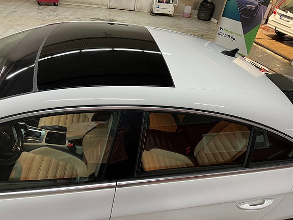 Volkswagen Passat CC 6 of 10