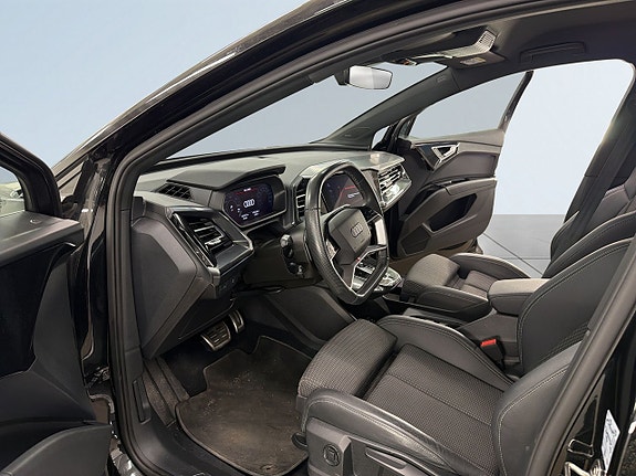 Audi Q4 e-tron 7 of 20
