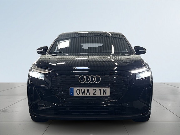 Audi Q4 Sportback e-tron 2 of 5