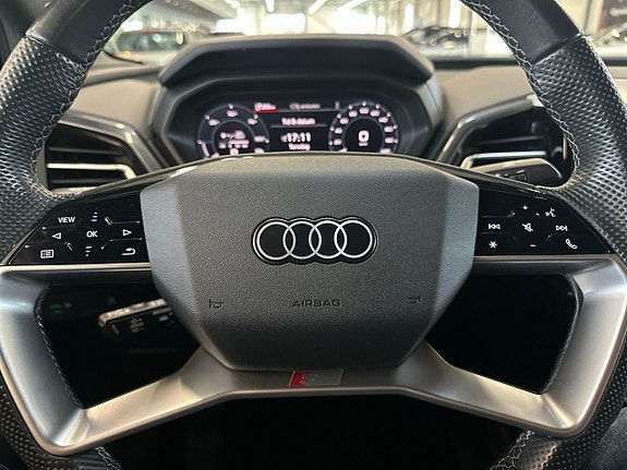 Audi Q4 e-tron 18 of 20