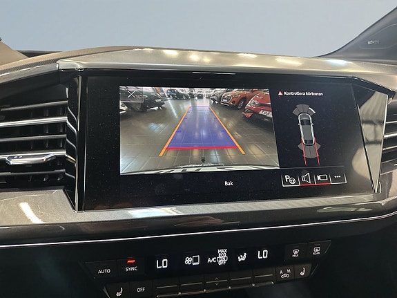 Audi Q4 e-tron 11 of 20