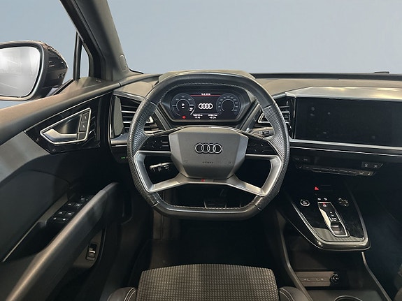Audi Q4 e-tron 9 of 20