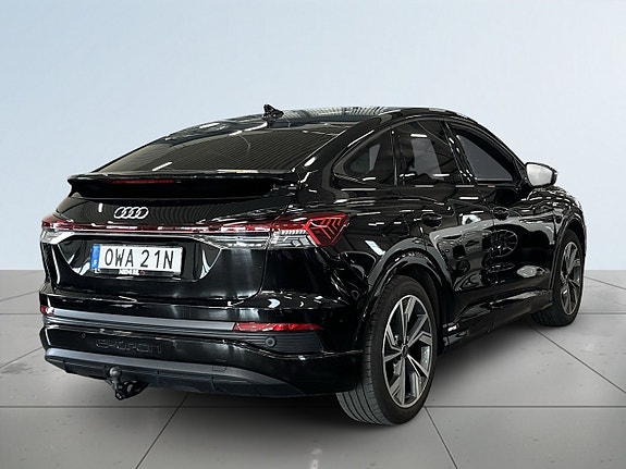 Audi Q4 e-tron 6 of 20