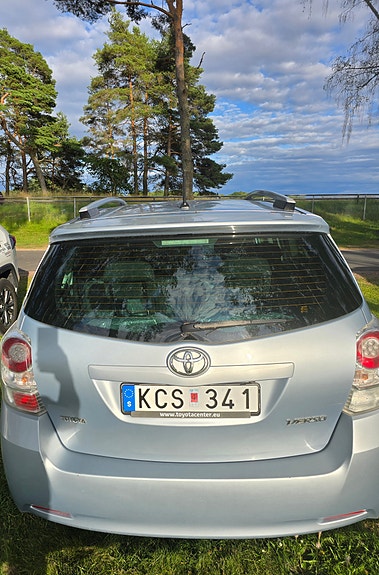 Toyota Verso 2 of 4