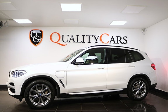 BMW X3 2 of 5